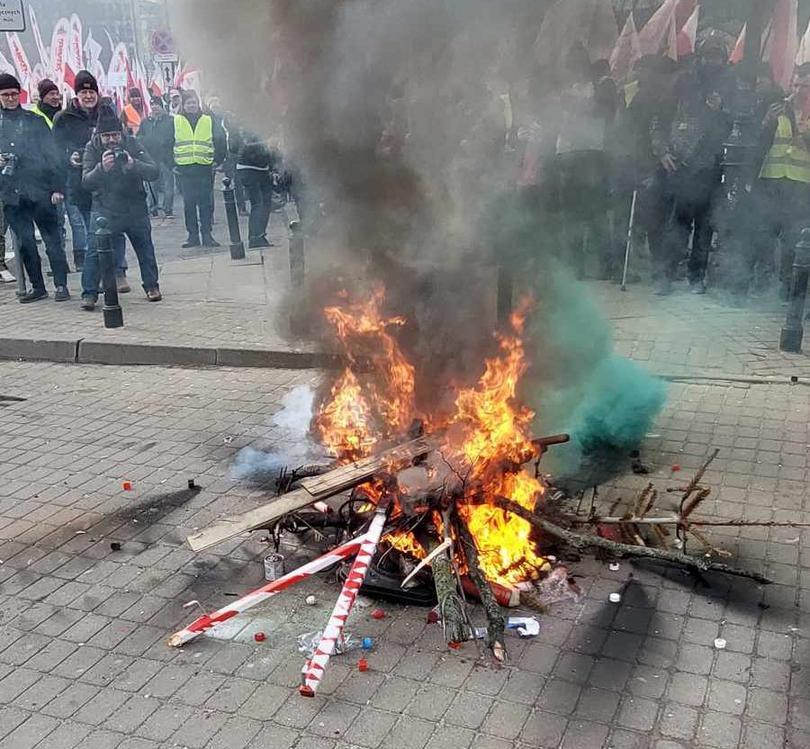Strajk rolników 6 marca w Warszawie. Gdzie są utrudnienia? [MAPA]